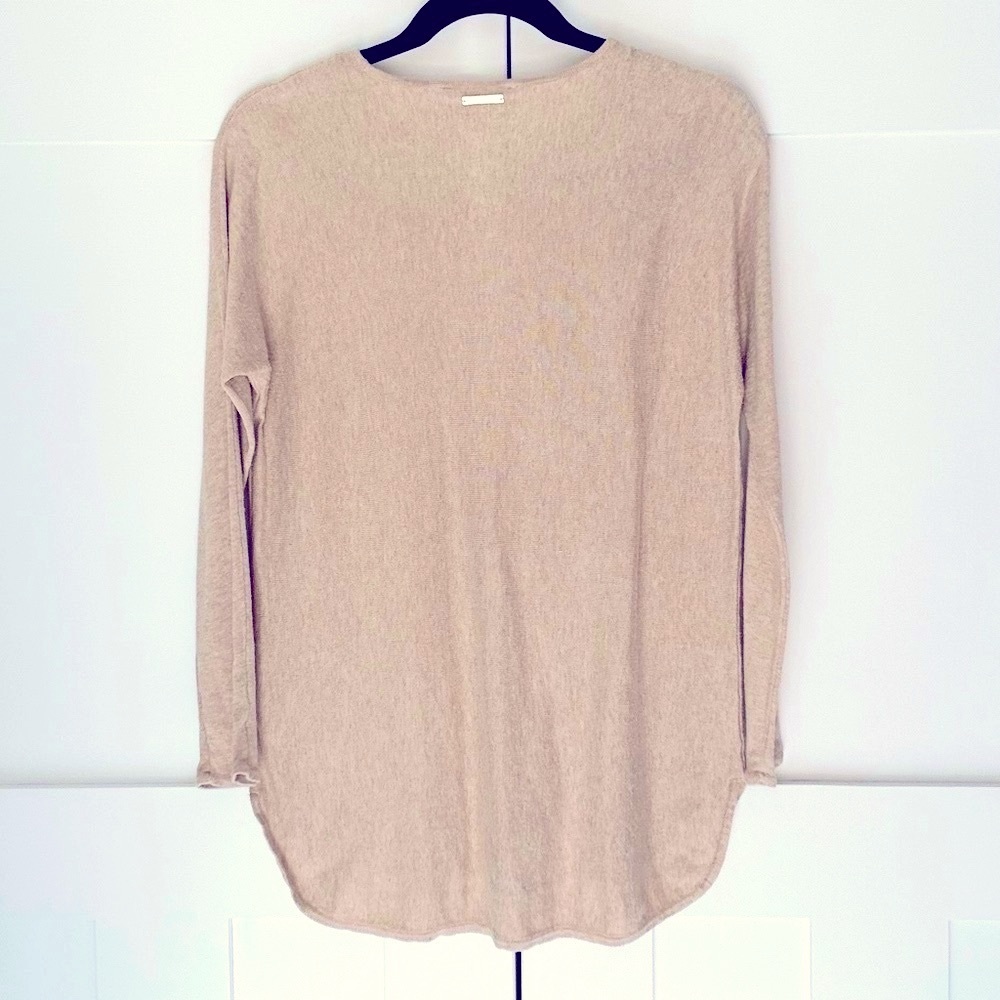 246. Michael Kors oatmeal long sleeve sweater